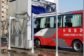 全自動(dòng)公交車卡車智能洗車機(jī)-3分鐘潔凈出行[隆茂鑫晟]