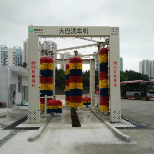 大巴洗車機生產廠家